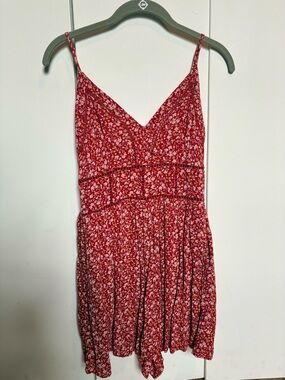 American Eagle Outfitters Red Floral V-Neck Sundress